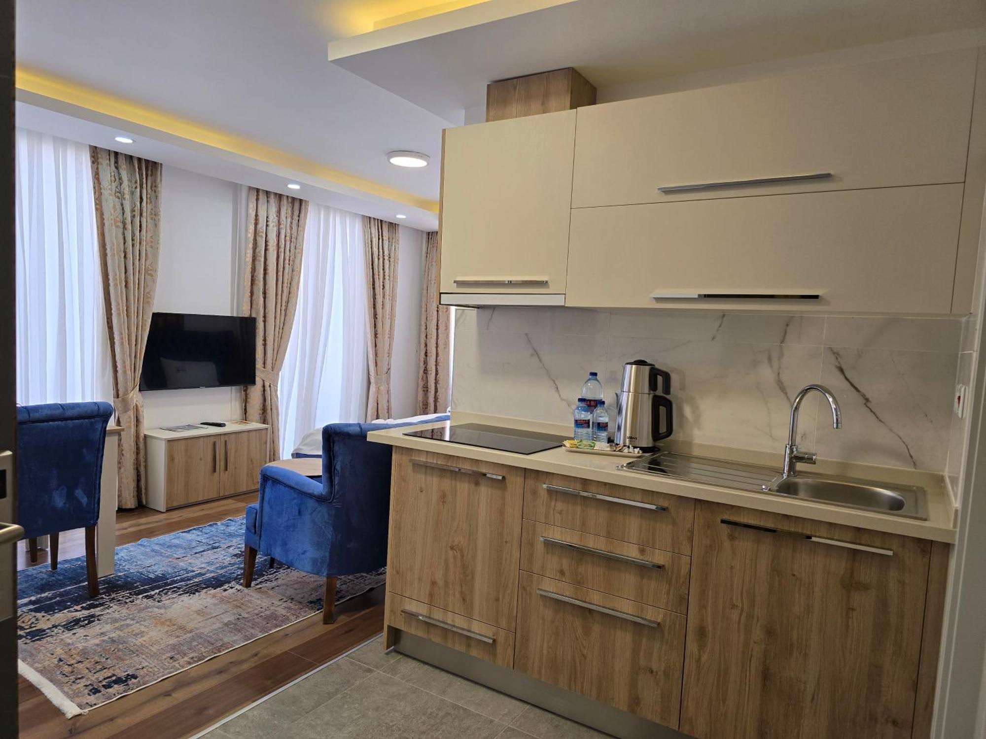 Nurel Shark Residence Kyrenia  Exterior foto