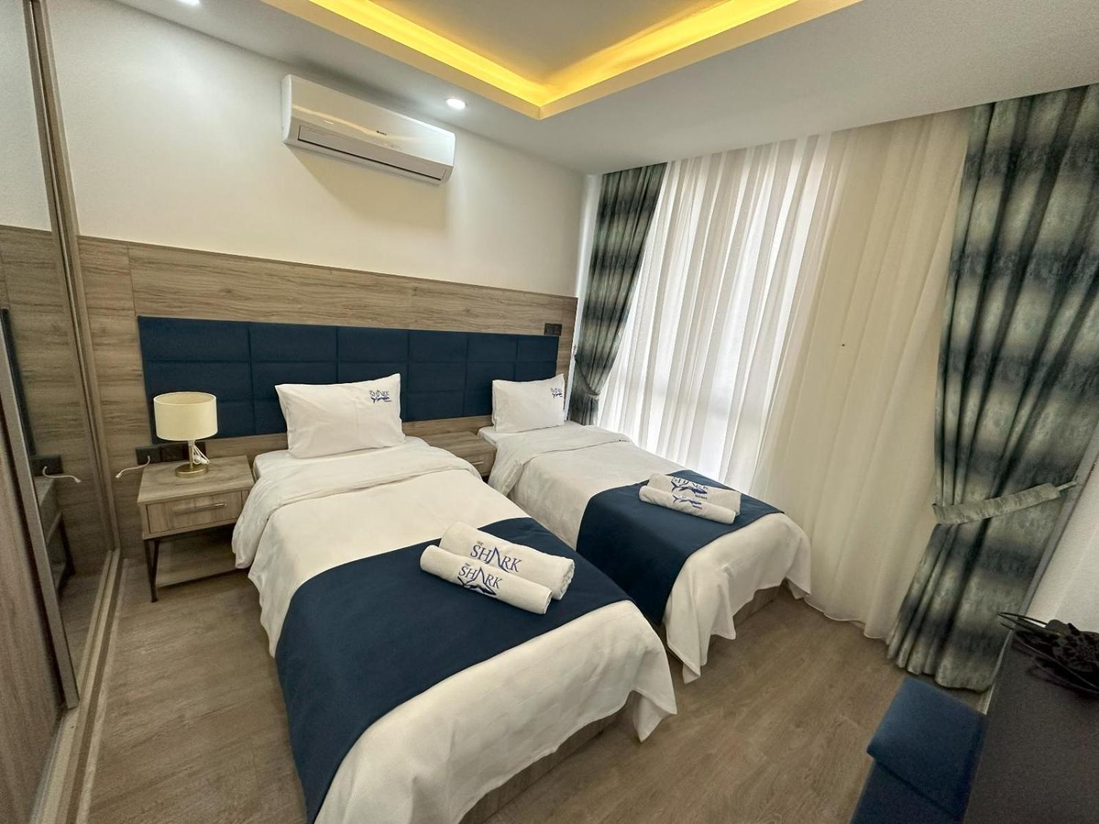 Nurel Shark Residence Kyrenia  Exterior foto